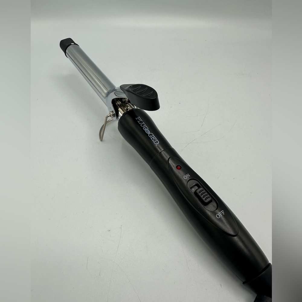 Plug in Ged 3/4” Barrel Curling Iron Tested Works